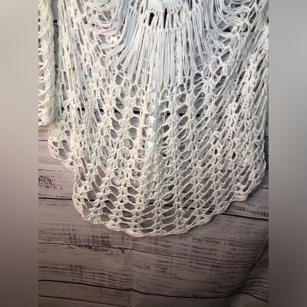VENUS White Crochet Swim Coverup NWOT size S/M ☀️🔥☀️ - Picture 11 of 14
